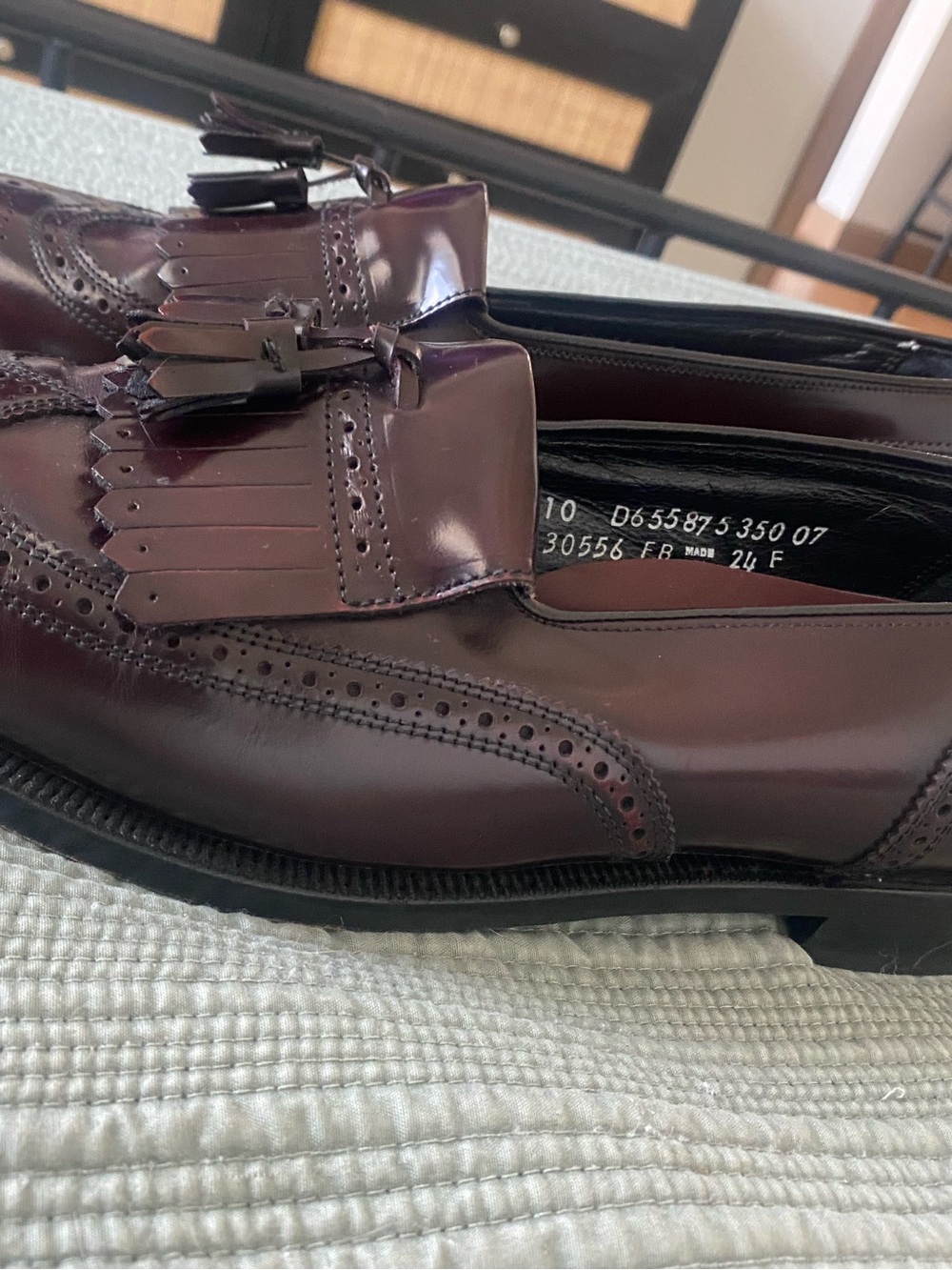 Florsheim Men's Burgundy Tassel Kiltie Wingtip Loafers - Picture 2 of 4